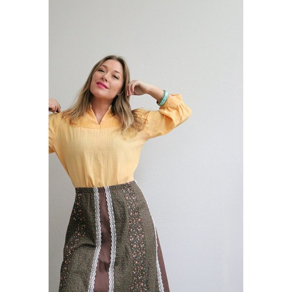 1970's Cocoa & Calico Lace Prairie Skirt // Women's Size Large to Extra Large - Picture 3 of 6